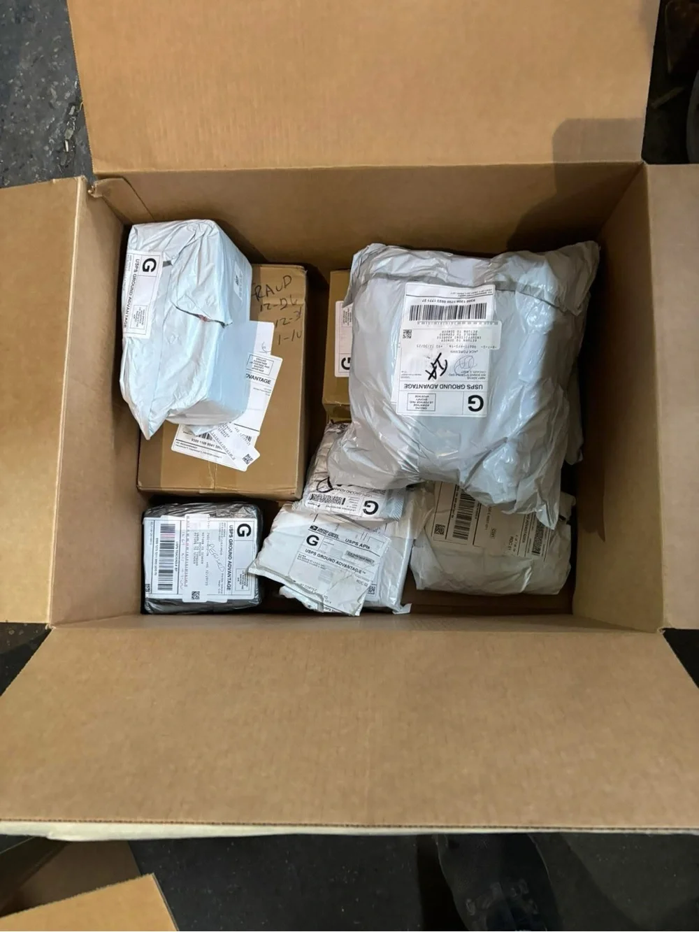180 Large box Amazon Walmart TJ max marshal Target return LIQUIDATION MYSTERY - Picture 2 of 14